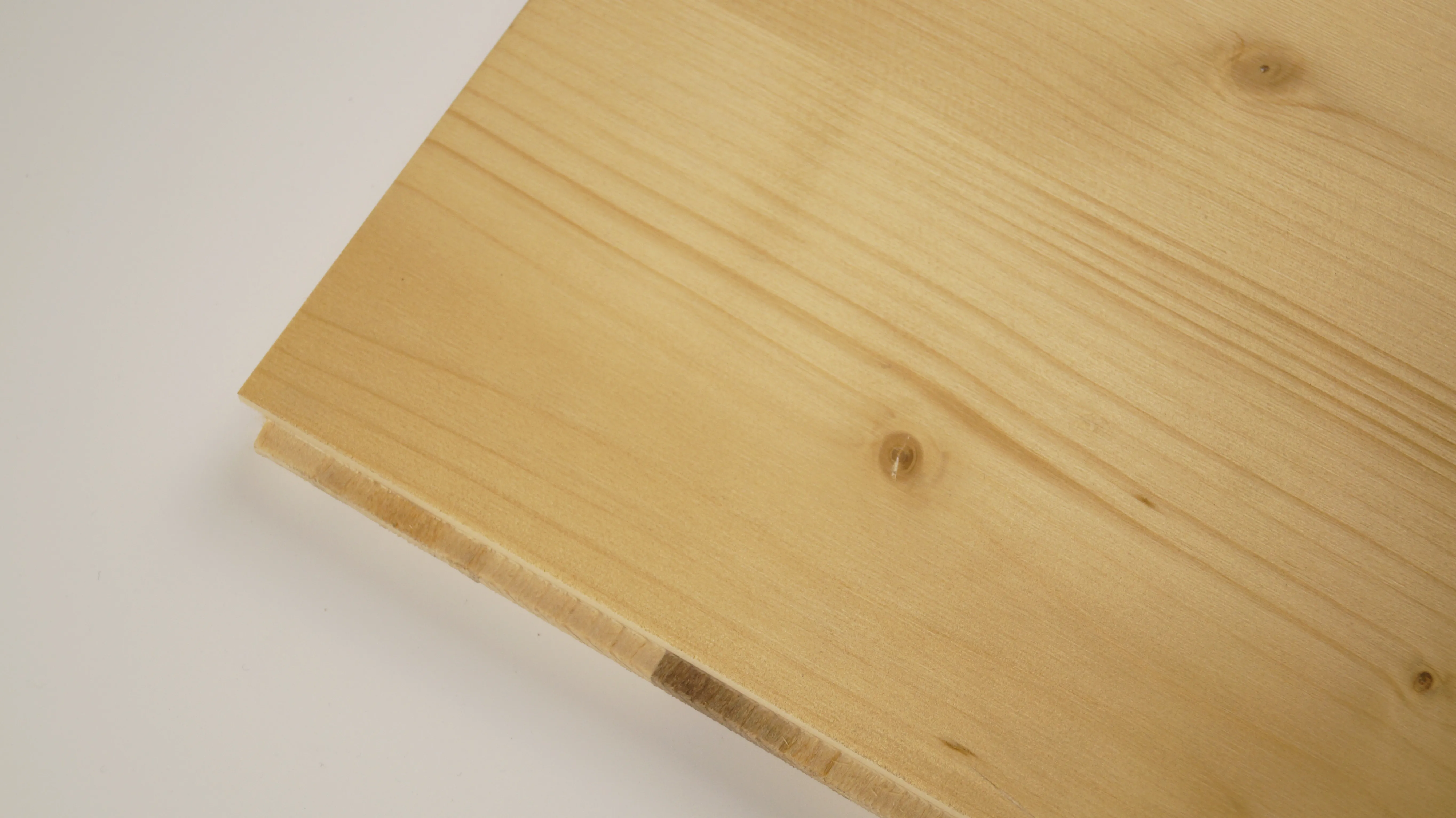 \\192.168.200.27\b2b-shop\Shopbilder\343_TischlerPlatten\Shop\Dreischichtplatte_2xEiche_hell.jpg